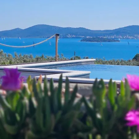 Villa Magic View *
