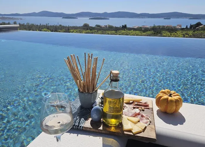 Villa Magic View